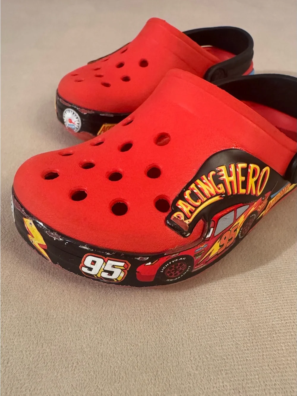 Toddler 8C Lightening McQueen Crocs